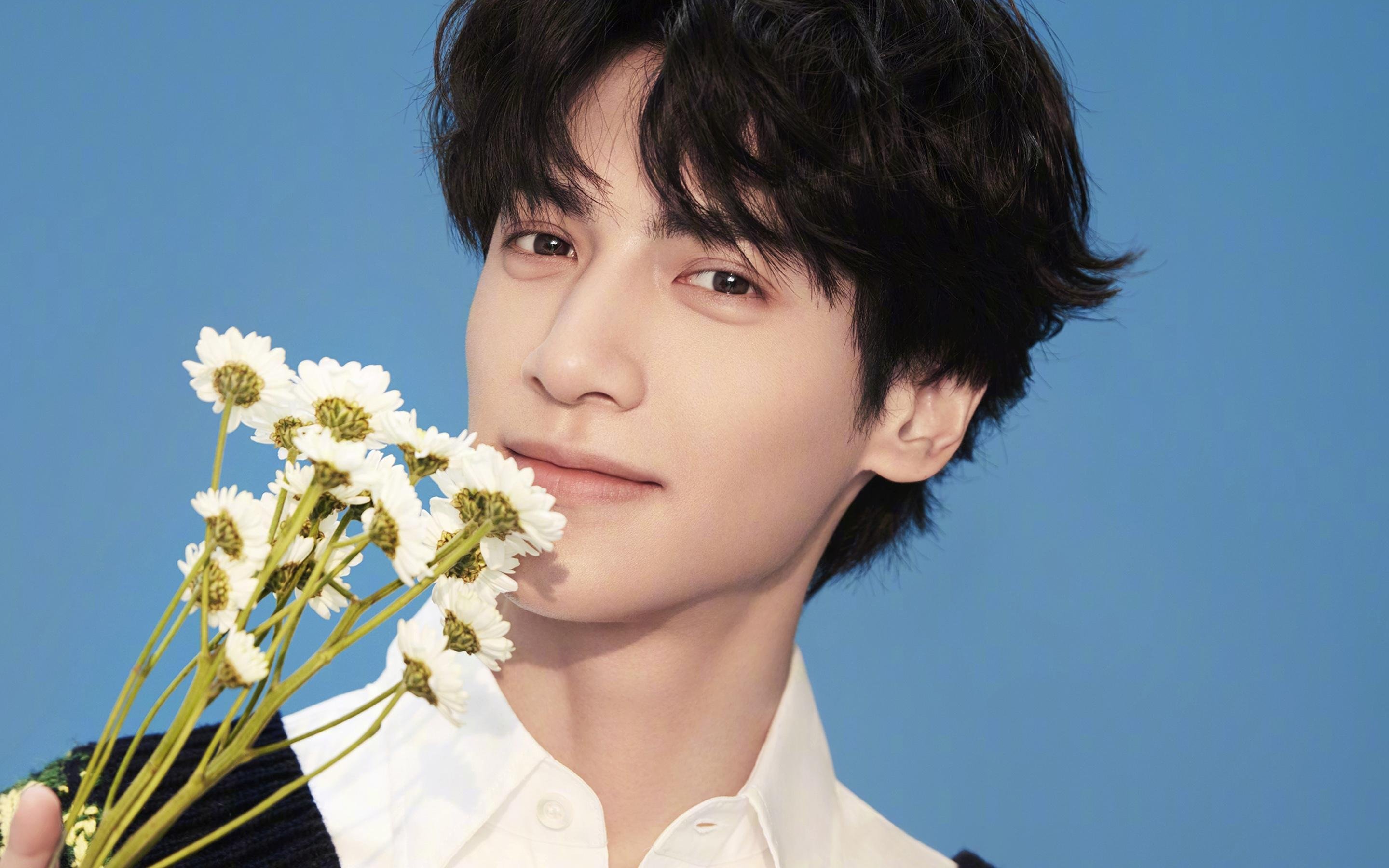 爱游戏体育-Cloud9教练组调整战术体系，云教练什么意思