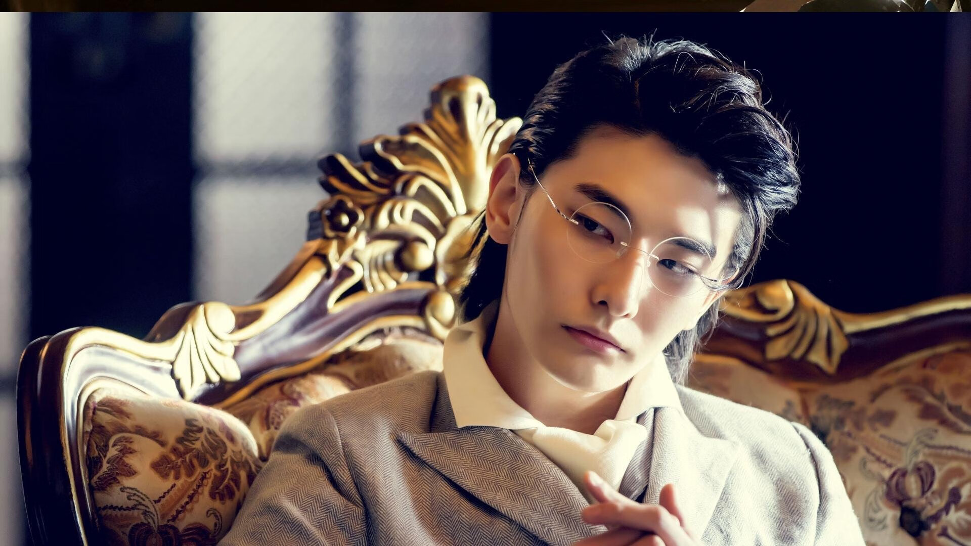 爱游戏下载-球迷是否会因球员频繁转会而流失信任，球迷会踢球吗