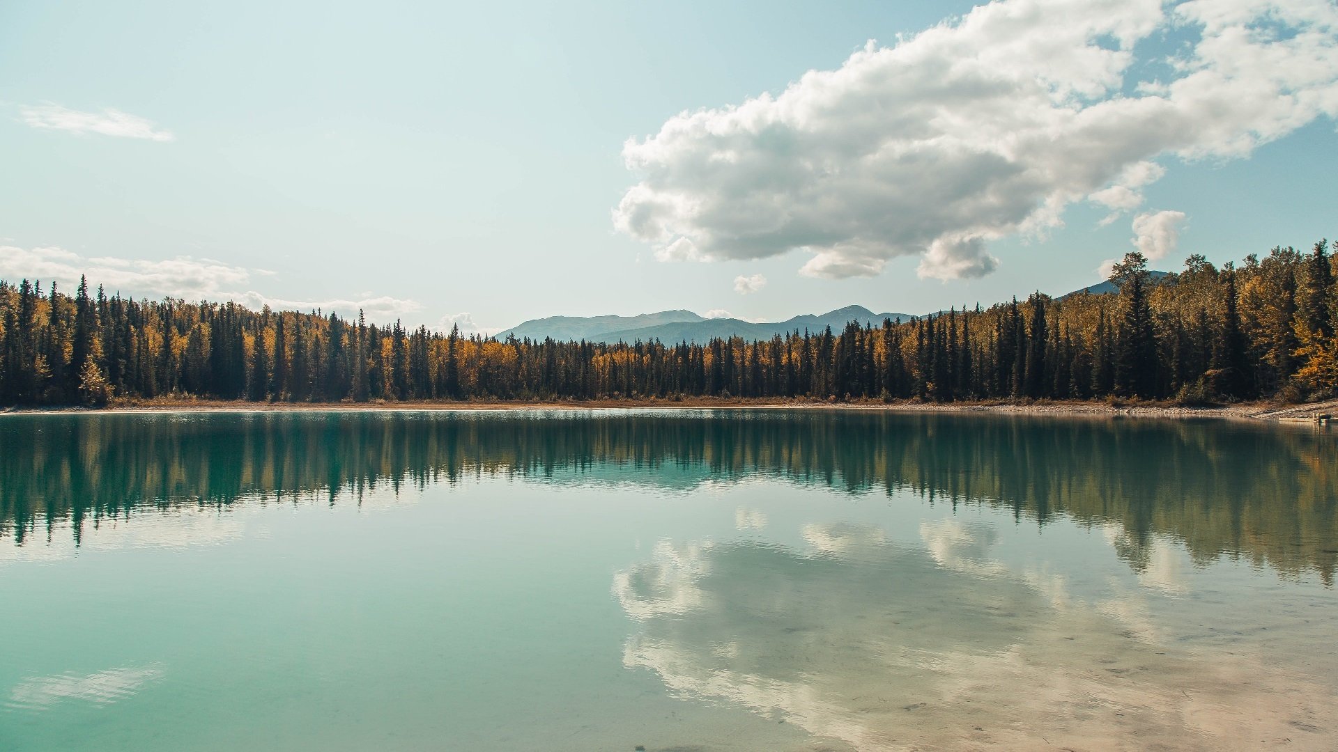 爱游戏娱乐平台-五大联赛裁判执法风格是否决定比赛节奏方向，赛事裁判都来自哪里