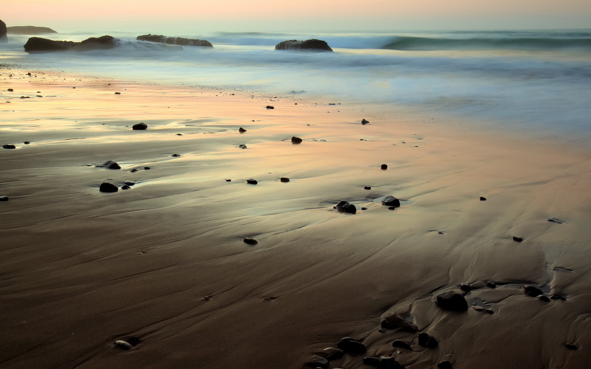 爱游戏-北京鸭防守效率提升成为全联盟标杆，z型北京鸭