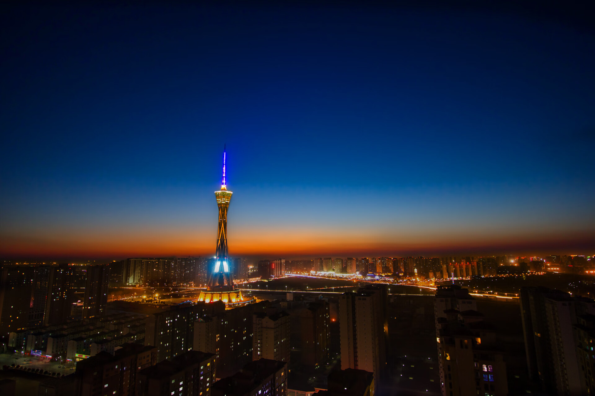 波波维奇冲线瞬间点燃现场气氛，波波维奇有多厉害